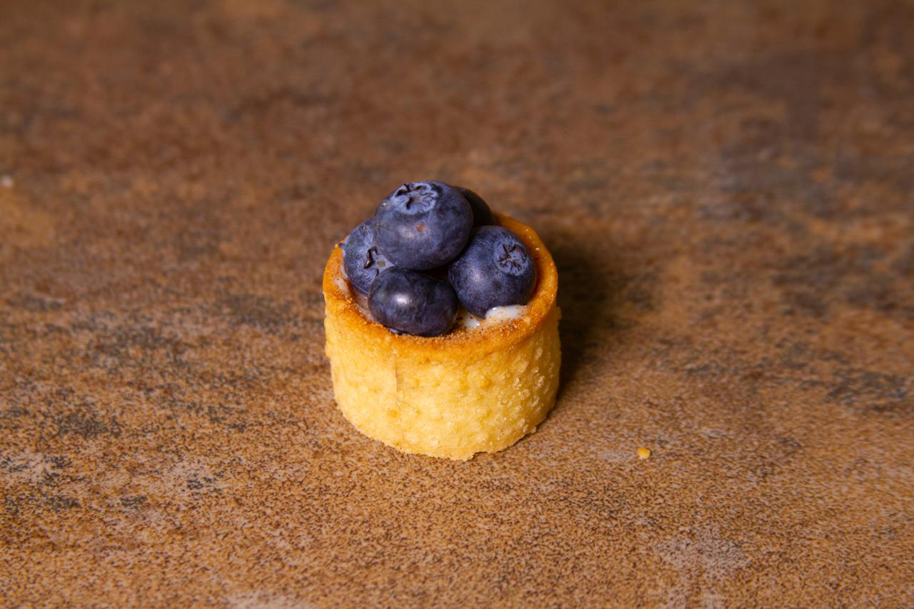 Tartelete de lemon curd com mirtilos